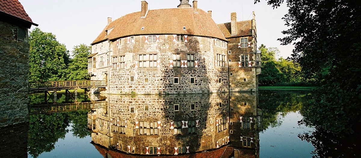 Neukonzeption der Burg Vischering – Ausstellungsgestaltung Image 1